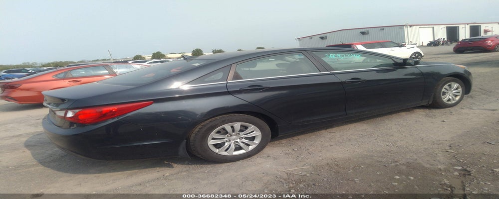 5NPEB4AC2BH149712 2011 HYUNDAI SONATA photo no. 4