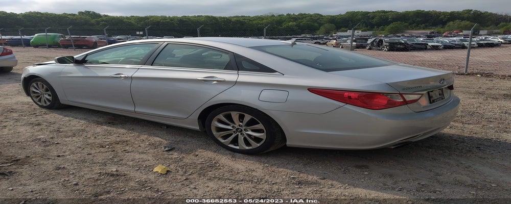 5NPEC4AC2CH445859 2012 HYUNDAI SONATA photo no. 3