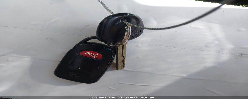 5NPEB4AC0BH050385 2011 HYUNDAI SONATA photo no. 11