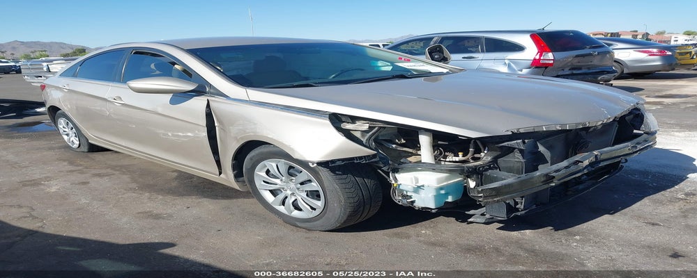5NPEB4AC0BH050385 2011 HYUNDAI SONATA photo no. 16