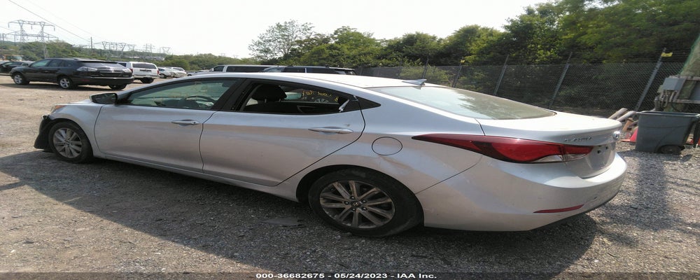 KMHDH4AEXGU546427 2016 HYUNDAI ELANTRA photo no. 3