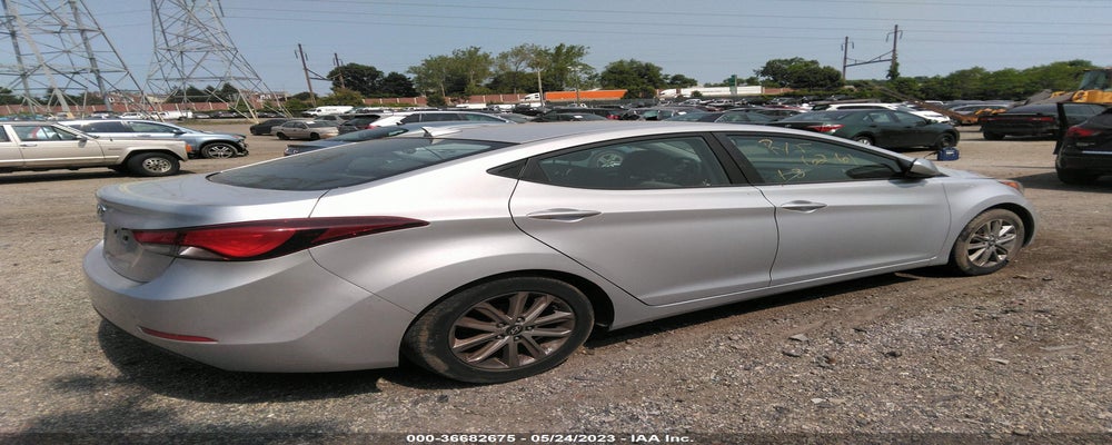 KMHDH4AEXGU546427 2016 HYUNDAI ELANTRA photo no. 4