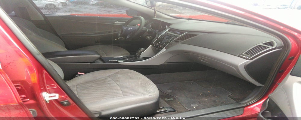 5NPEB4ACXEH818037 2014 HYUNDAI SONATA photo no. 5
