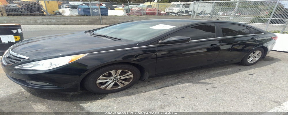 5NPEB4AC1DH690270 2013 HYUNDAI SONATA photo no. 2