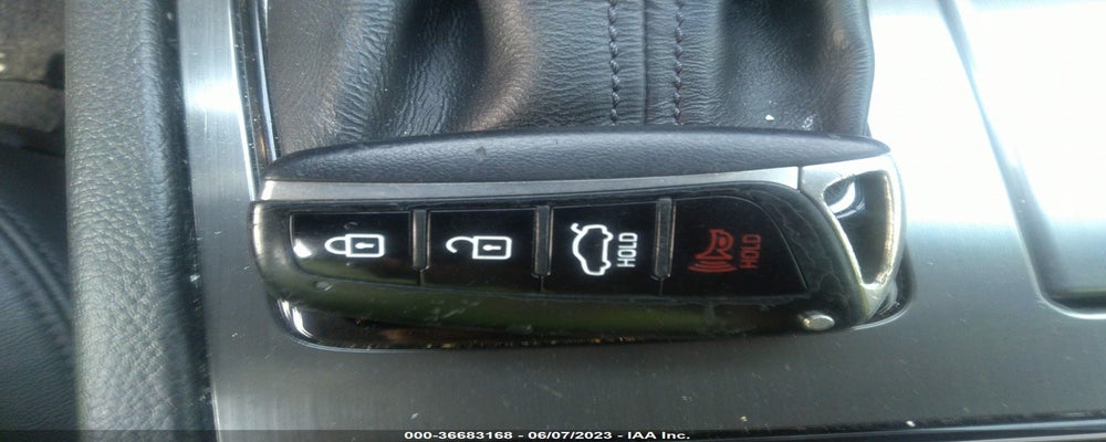 KMHGN4JE6FU051100 2015 HYUNDAI GENESIS photo no. 11