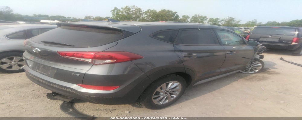 KM8J3CA41JU683928 2018 HYUNDAI TUCSON photo no. 4