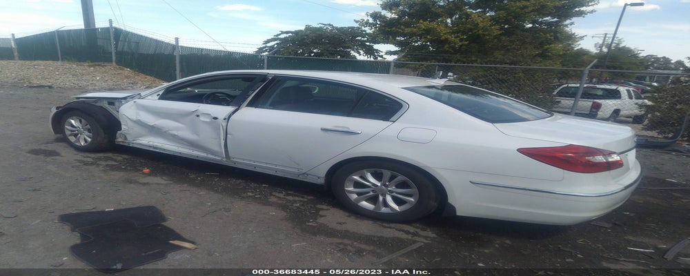 KMHGC4DDXCU204548 2012 HYUNDAI GENESIS photo no. 3