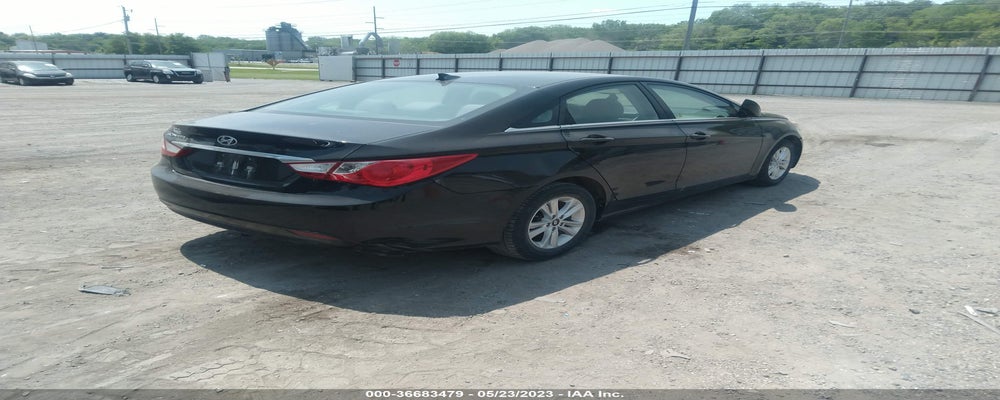 5NPEB4AC6DH727412 2013 HYUNDAI SONATA photo no. 4