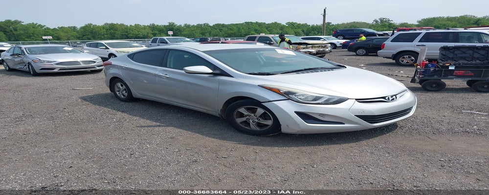 5NPDH4AEXFH644452 2015 HYUNDAI ELANTRA photo no. 19