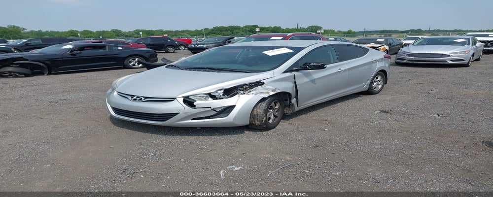 5NPDH4AEXFH644452 2015 HYUNDAI ELANTRA photo no. 2