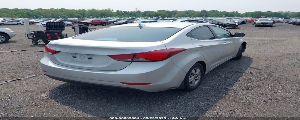 5NPDH4AEXFH644452 2015 HYUNDAI ELANTRA photo no. 4