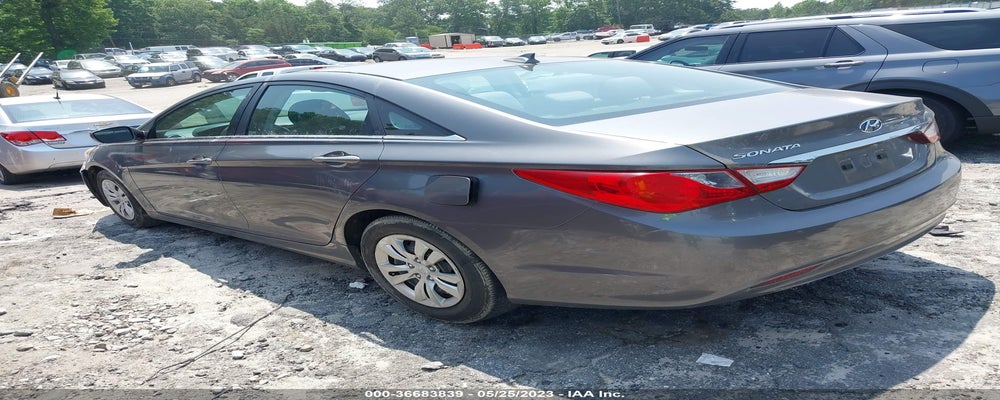 5NPEB4AC8DH551477 2013 HYUNDAI SONATA photo no. 3