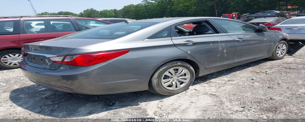 5NPEB4AC8DH551477 2013 HYUNDAI SONATA photo no. 4