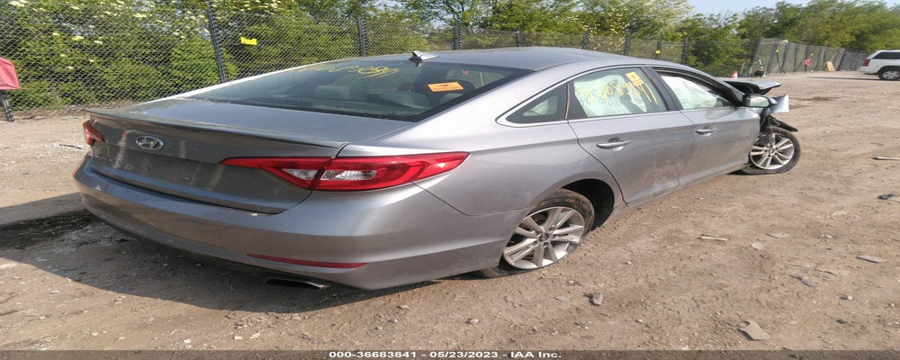 5NPE24AF5HH572707 2017 HYUNDAI SONATA photo no. 4
