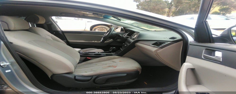 5NPE24AF5HH556748 2017 HYUNDAI SONATA photo no. 5