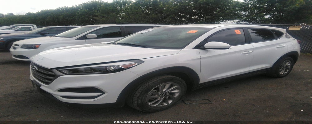 KM8J2CA45JU730882 2018 HYUNDAI TUCSON photo no. 2