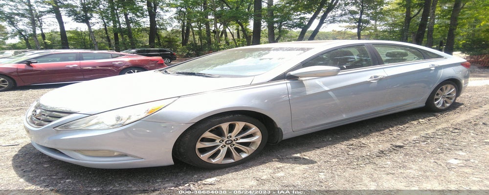 5NPEC4AC9DH530084 2013 HYUNDAI SONATA photo no. 2