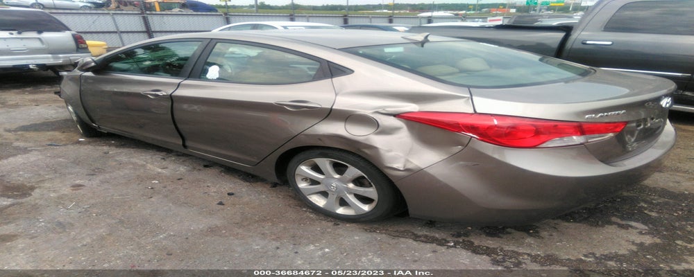 5NPDH4AE3DH286866 2013 HYUNDAI ELANTRA photo no. 3