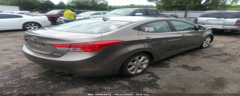 5NPDH4AE3DH286866 2013 HYUNDAI ELANTRA photo no. 4