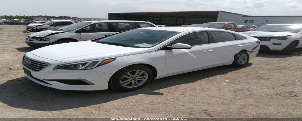 5NPE24AF3GH301904 2016 HYUNDAI SONATA photo no. 2