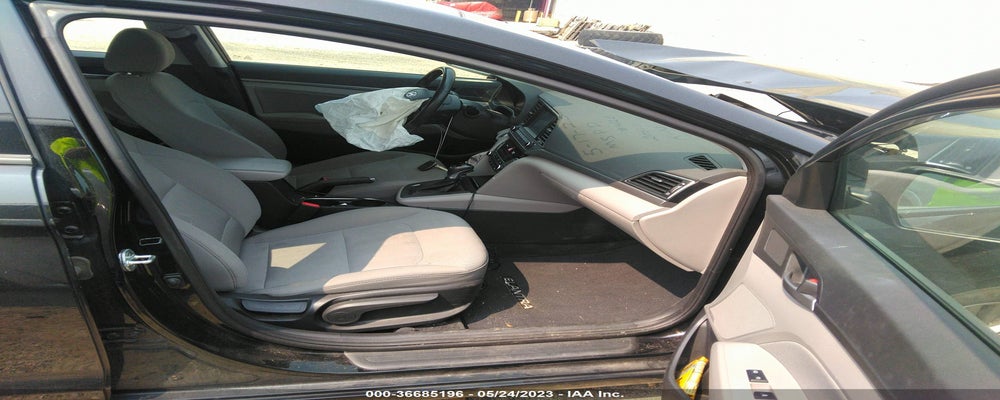 5NPD84LF3JH247955 2018 HYUNDAI ELANTRA photo no. 5
