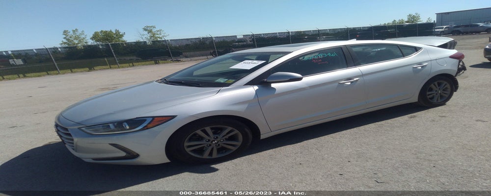 5NPD84LF4JH267986 2018 HYUNDAI ELANTRA photo no. 2