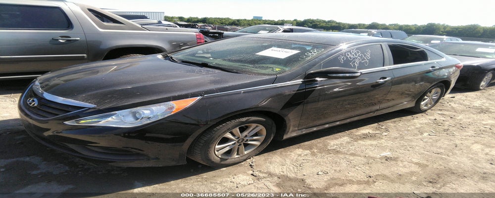 5NPEB4AC4EH823413 2014 HYUNDAI SONATA photo no. 2