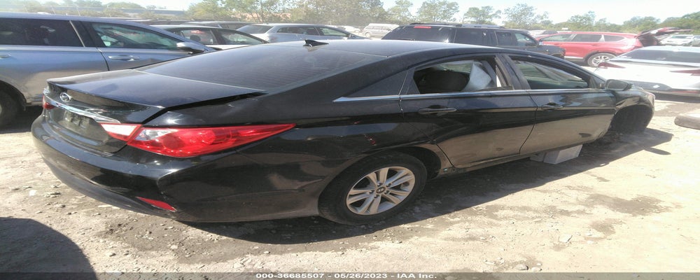 5NPEB4AC4EH823413 2014 HYUNDAI SONATA photo no. 4