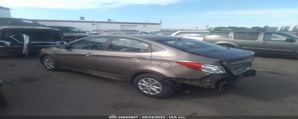 KMHCT4AE8DU554774 2013 HYUNDAI ACCENT photo no. 3