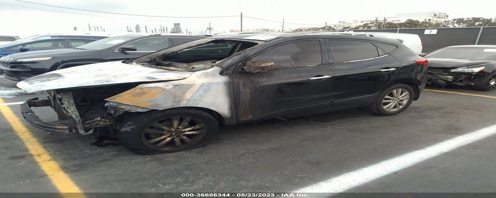 KM8JU3AC0CU512885 2012 HYUNDAI TUCSON photo no. 2