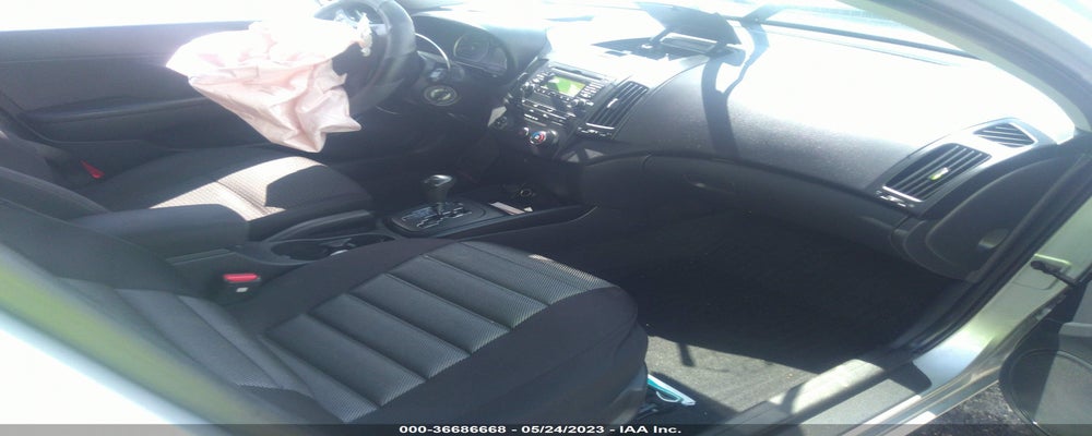 KMHDB8AE1AU067040 2010 HYUNDAI ELANTRA TOURING photo no. 5