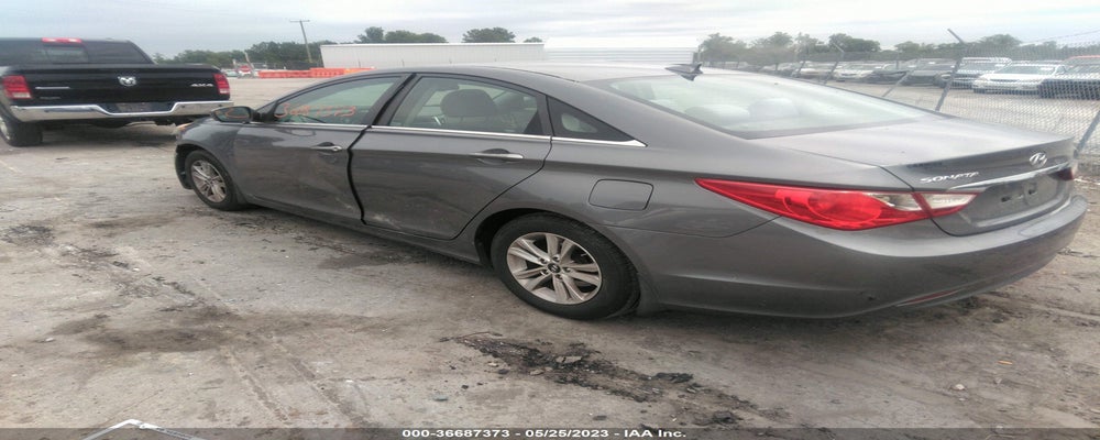 5NPEB4AC1DH732095 2013 HYUNDAI SONATA photo no. 3