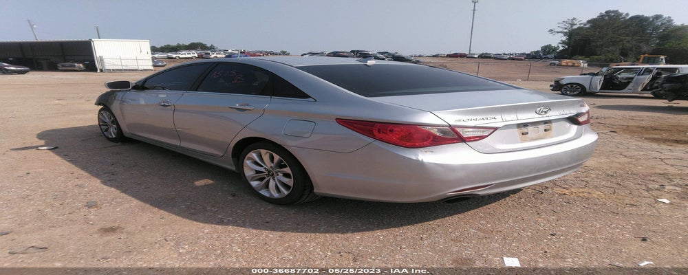 5NPEC4AC2DH511635 2013 HYUNDAI SONATA photo no. 3