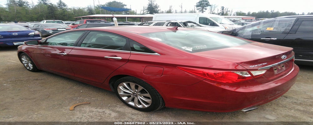 5NPEC4AC5BH063386 2011 HYUNDAI SONATA photo no. 3
