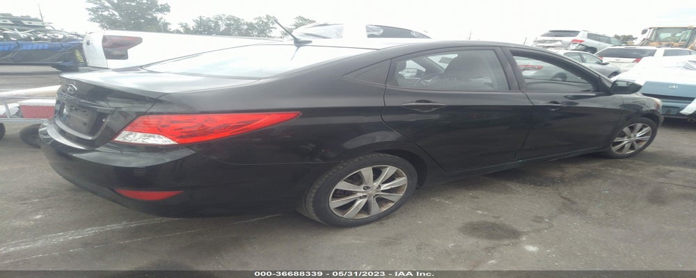 KMHCU4AE9DU440764 2013 HYUNDAI ACCENT photo no. 4