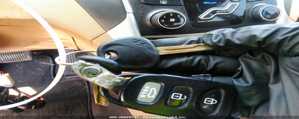 5NPEB4AC2CH403131 2012 HYUNDAI SONATA photo no. 11