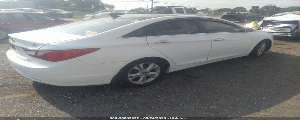 5NPEC4AC1DH673434 2013 HYUNDAI SONATA photo no. 4