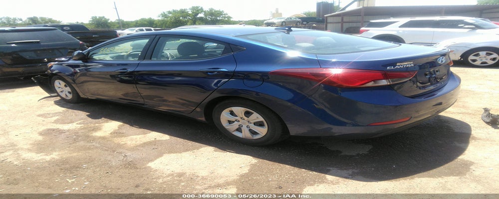 5NPDH4AE2GH784397 2016 HYUNDAI ELANTRA photo no. 3