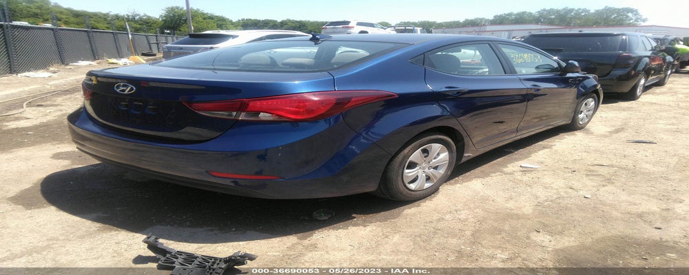 5NPDH4AE2GH784397 2016 HYUNDAI ELANTRA photo no. 4
