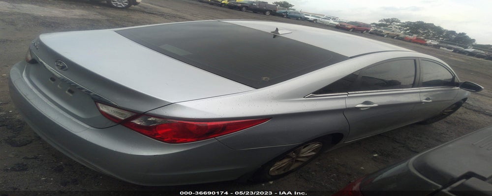 5NPEB4AC4DH683622 2013 HYUNDAI SONATA photo no. 4