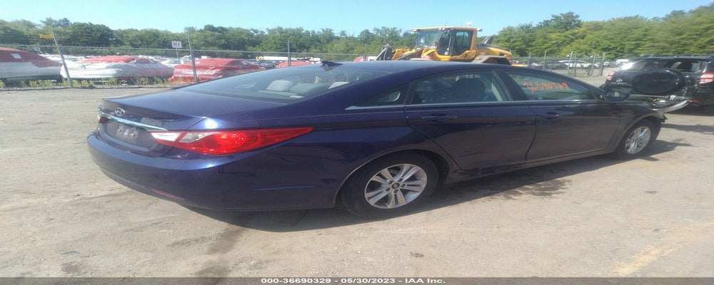 5NPEB4AC2DH738603 2013 HYUNDAI SONATA photo no. 4