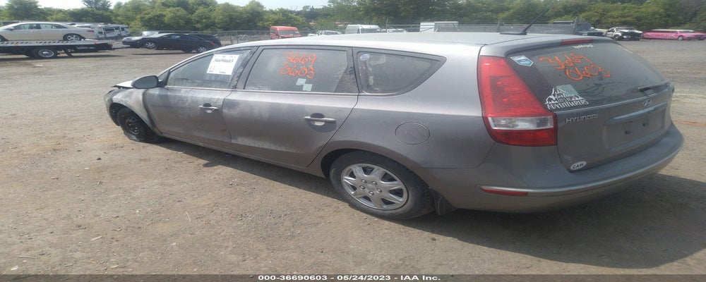 KMHDB8AE7CU137840 2012 HYUNDAI ELANTRA TOURING photo no. 3