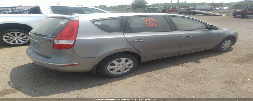 KMHDB8AE7CU137840 2012 HYUNDAI ELANTRA TOURING photo no. 4