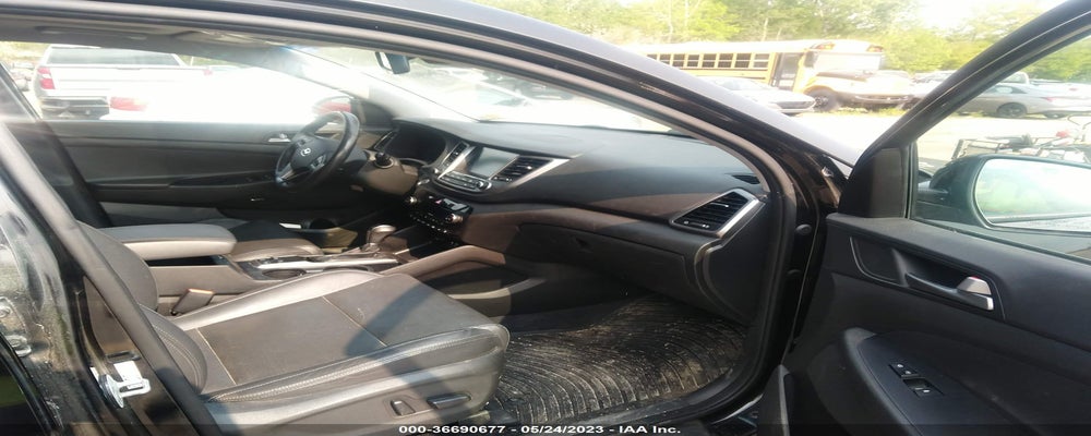 KM8J3CA29HU343337 2017 HYUNDAI TUCSON photo no. 5