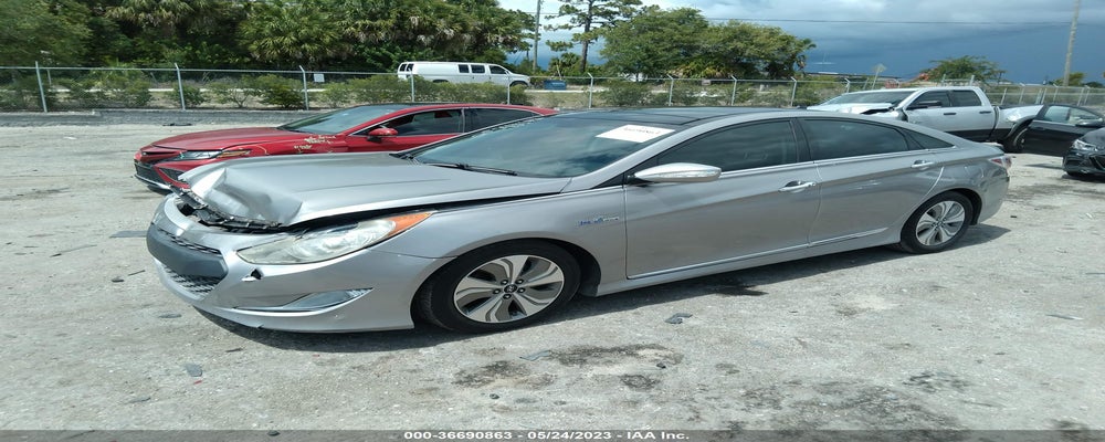 KMHEC4A45DA067520 2013 HYUNDAI SONATA HYBRID photo no. 2