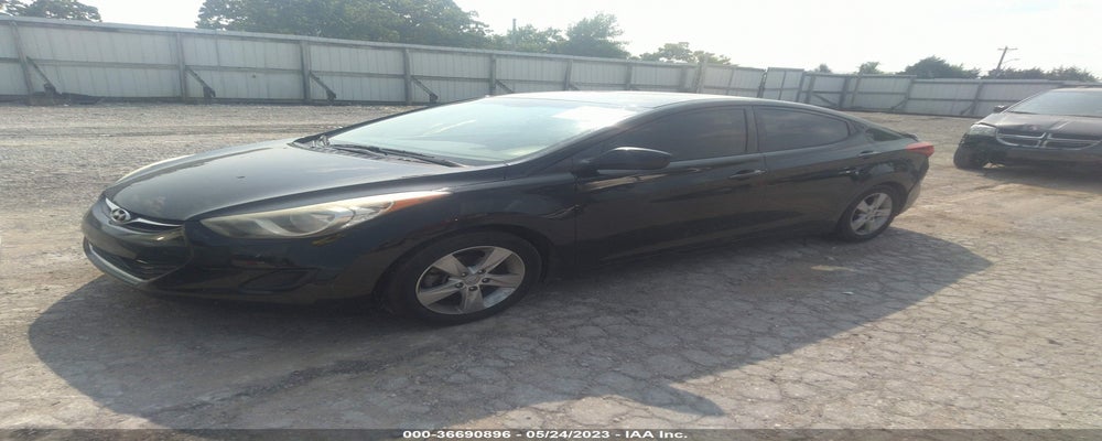 5NPDH4AEXDH303498 2013 HYUNDAI ELANTRA photo no. 2