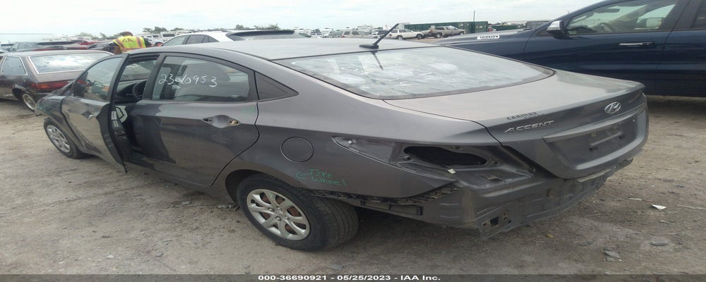KMHCT4AE9DU555951 2013 HYUNDAI ACCENT photo no. 3
