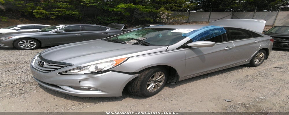 5NPEB4AC6DH609781 2013 HYUNDAI SONATA photo no. 2