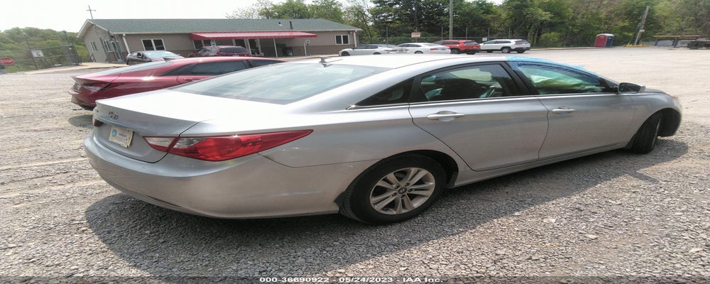 5NPEB4AC6DH609781 2013 HYUNDAI SONATA photo no. 4