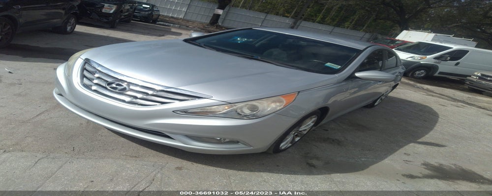 5NPEC4AC3CH343647 2012 HYUNDAI SONATA photo no. 2